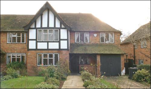 12 Edmunds Walk